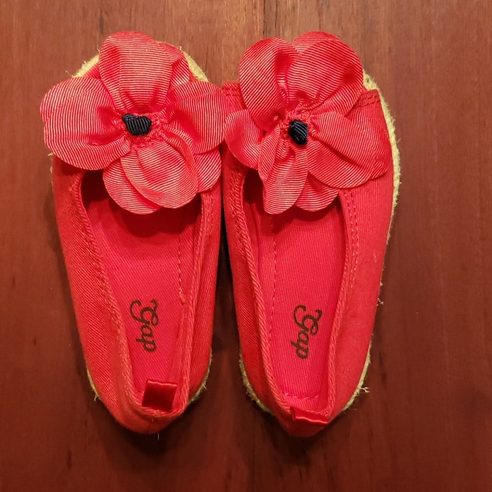 NWOT Gap Espadrilles